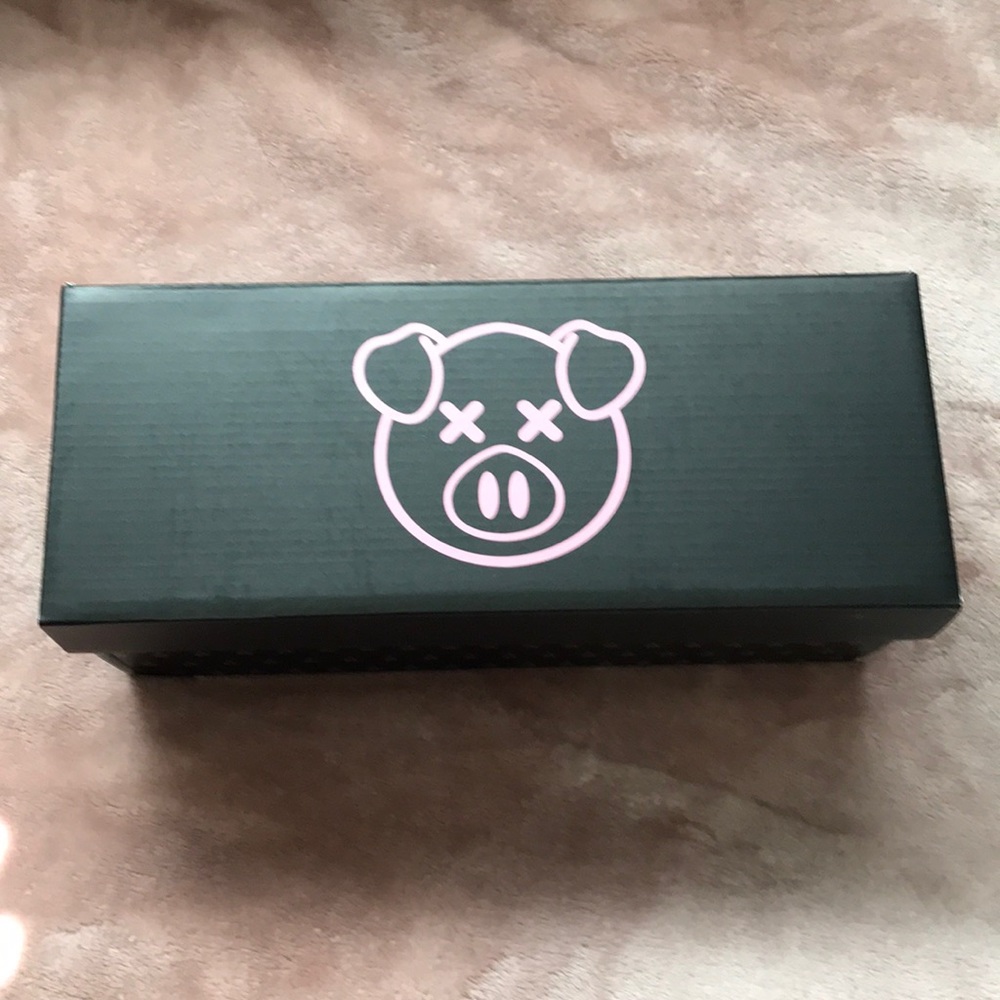 SHANE DAWSON SHOE BOX